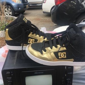 Women’s/kids Dc shoes